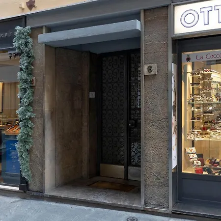 Ponte Vecchio Elegant Apartament