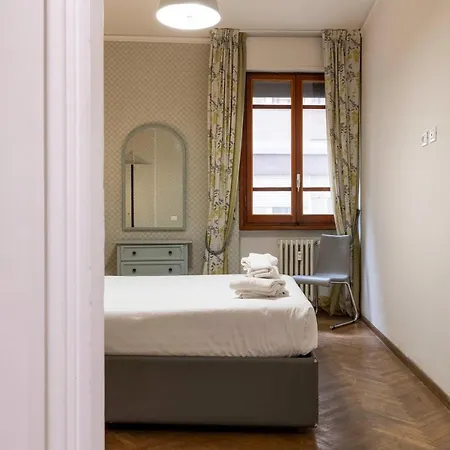 Ponte Vecchio Elegant Apartamento *